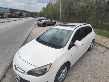 Авто Opel Astra 2015 № 8456138