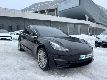 Авто Tesla Model 3 2018 № 8456326