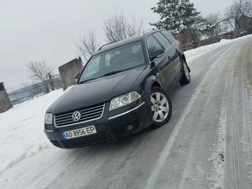 Авто Volkswagen Passat Variant 2003 № 8456384