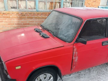 Авто ВАЗ 2105 1983 № 8456406