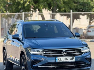 Авто Volkswagen Tiguan 2020 № 8456408