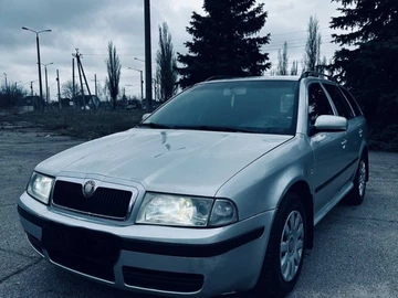 Авто Skoda Octavia 2004 № 8456858