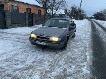 Авто Opel Vectra 1988 № 8457038