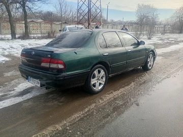 Авто Nissan Maxima 1994 № 8457264