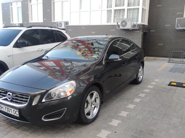 Авто Volvo S60 2012 № 8457292