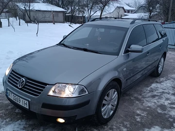 Авто Volkswagen Passat Variant 2003 № 8457383