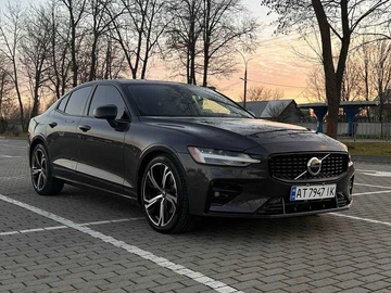 Авто Volvo S60 2024 № 8457385