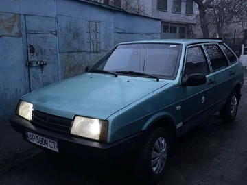 Авто ВАЗ 2109 1996 № 8457391
