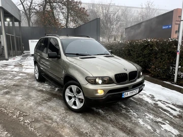 Авто BMW X5 2004 № 8457540
