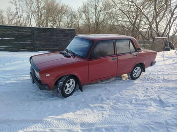 Авто ВАЗ 2105 1982 № 8457790