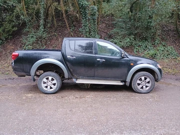Авто Mitsubishi L 200 2006 № 8457791