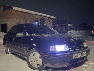 Авто Opel Vectra 1992 № 8458072