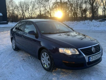 Авто Volkswagen Passat Sedan 2005 № 8458290