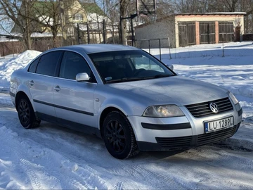 Авто Volkswagen Passat Variant 2002 № 8458356