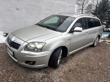 Авто Toyota Avensis 2004 № 8458370