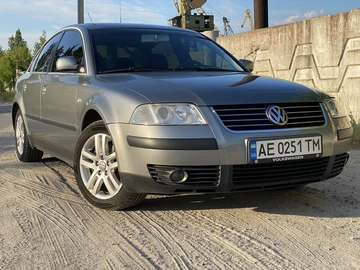 Авто Volkswagen Passat Sedan 2003 № 8459371