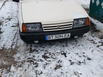 Авто ВАЗ 2109 1993 № 8459418