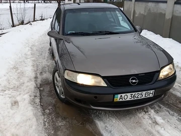 Авто Opel Vectra 1998 № 8459442