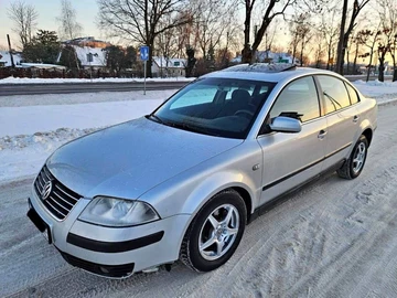 Авто Volkswagen Passat Sedan 2005 № 8459471