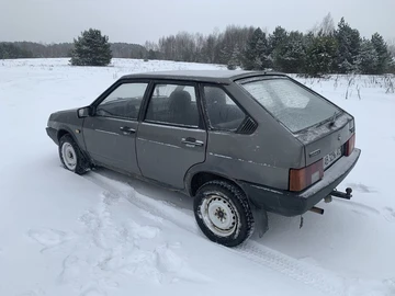 Авто ВАЗ 2109 1989 № 8459767