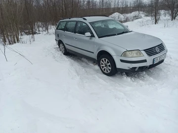 Авто Volkswagen Passat Variant 2002 № 8459853