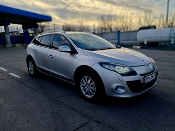 Авто Renault Megane 2012 № 8460043