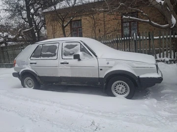Авто Volkswagen Golf 1987 № 8460245