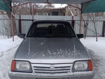 Авто Opel Ascona 1986 № 8460488