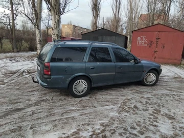 Авто Opel Vectra 1998 № 8460822