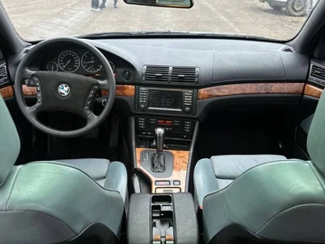 Авто BMW 5 Серия 2002 № 8460823