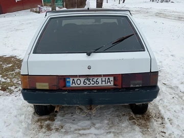 Авто ВАЗ 2109 1993 № 8460916