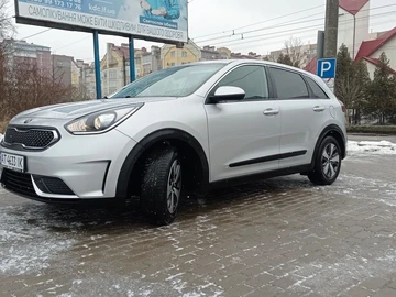 Авто KIA Niro 2017 № 8461045
