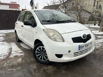 Авто Toyota Yaris 2006 № 8461188