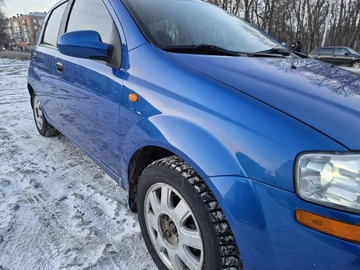 Авто Chevrolet Aveo 2005 № 8461379