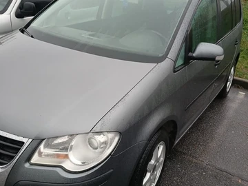 Авто Volkswagen Touran 2007 № 8461387