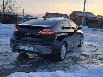 Авто Hyundai Ioniq 2017 № 8461468