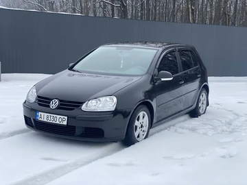 Авто Volkswagen Golf 2004 № 8461493