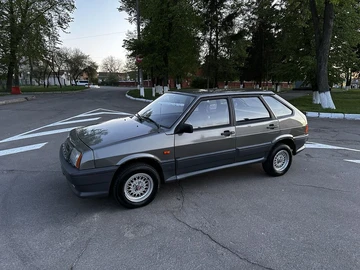 Авто ВАЗ 2109 1992 № 8461537