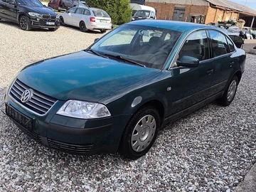Авто Volkswagen Passat Variant 2001 № 8461695