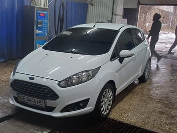 Авто Ford Fiesta 2013 № 8462086