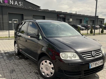 Авто Volkswagen Touran 2004 № 8462102