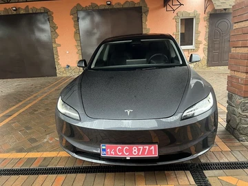 Авто Tesla Model 3 2024 № 8462331