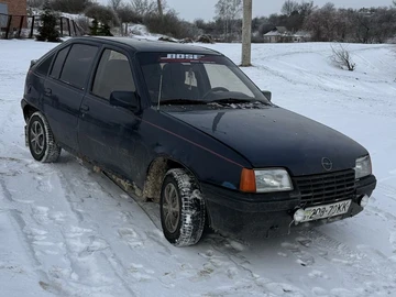 Авто Opel Kadett 1986 № 8462335