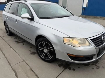 Авто Volkswagen Passat Variant 2007 № 8462435