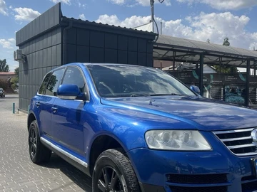 Авто Volkswagen Touareg 2005 № 8462487