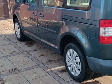 Авто Volkswagen Caddy 2009 № 8462495