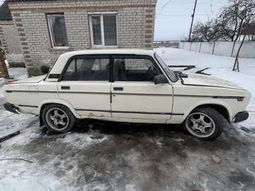 Авто ВАЗ 2107 1997 № 8462585