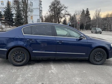 Авто Volkswagen Passat Sedan 2005 № 8462670