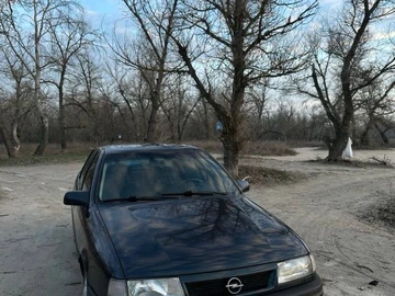 Авто Opel Vectra 1995 № 8462730