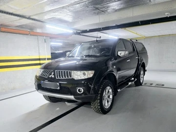 Авто Mitsubishi L 200 2012 № 8462799